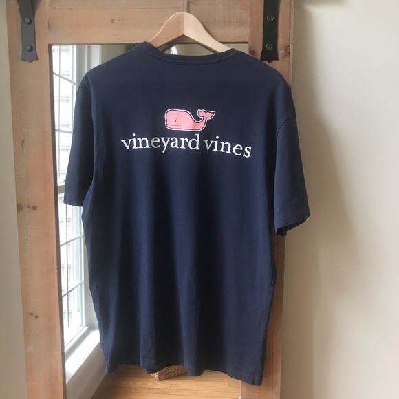 Vineyard Vines Other - Vineyard Vines Navy Tee with Pink whale graphic